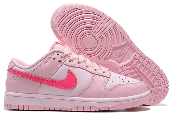 Nike SB Dunk Low (Women)